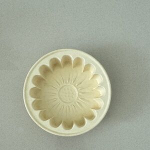 KitchenAid Daisy Flower Cake Pan